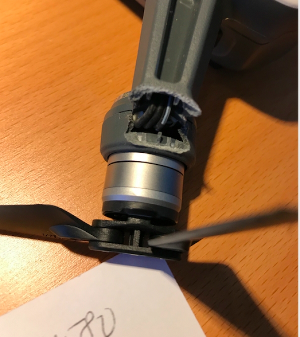 DJI Spark mit gebrochenem Bein!